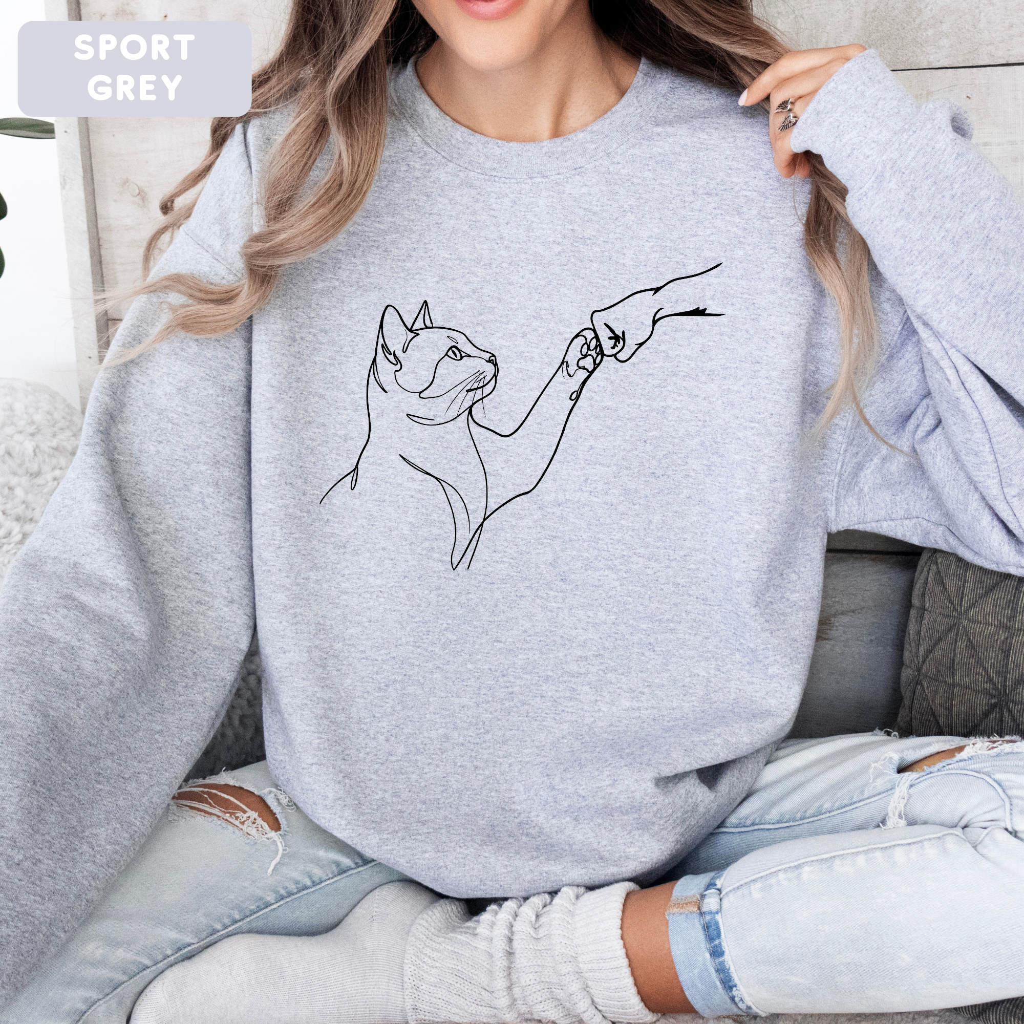 Minimalist Cat Line Art Sweatshirt – Cute Cat Lover Crewneck | Aesthetic Unisex Graphic Sweatshirt