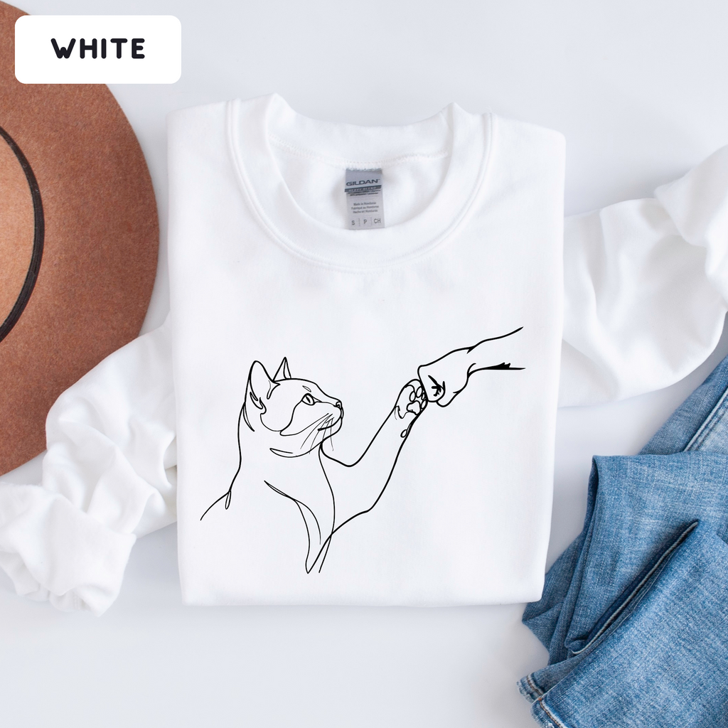 Minimalist Cat Line Art Sweatshirt – Cute Cat Lover Crewneck | Aesthetic Unisex Graphic Sweatshirt