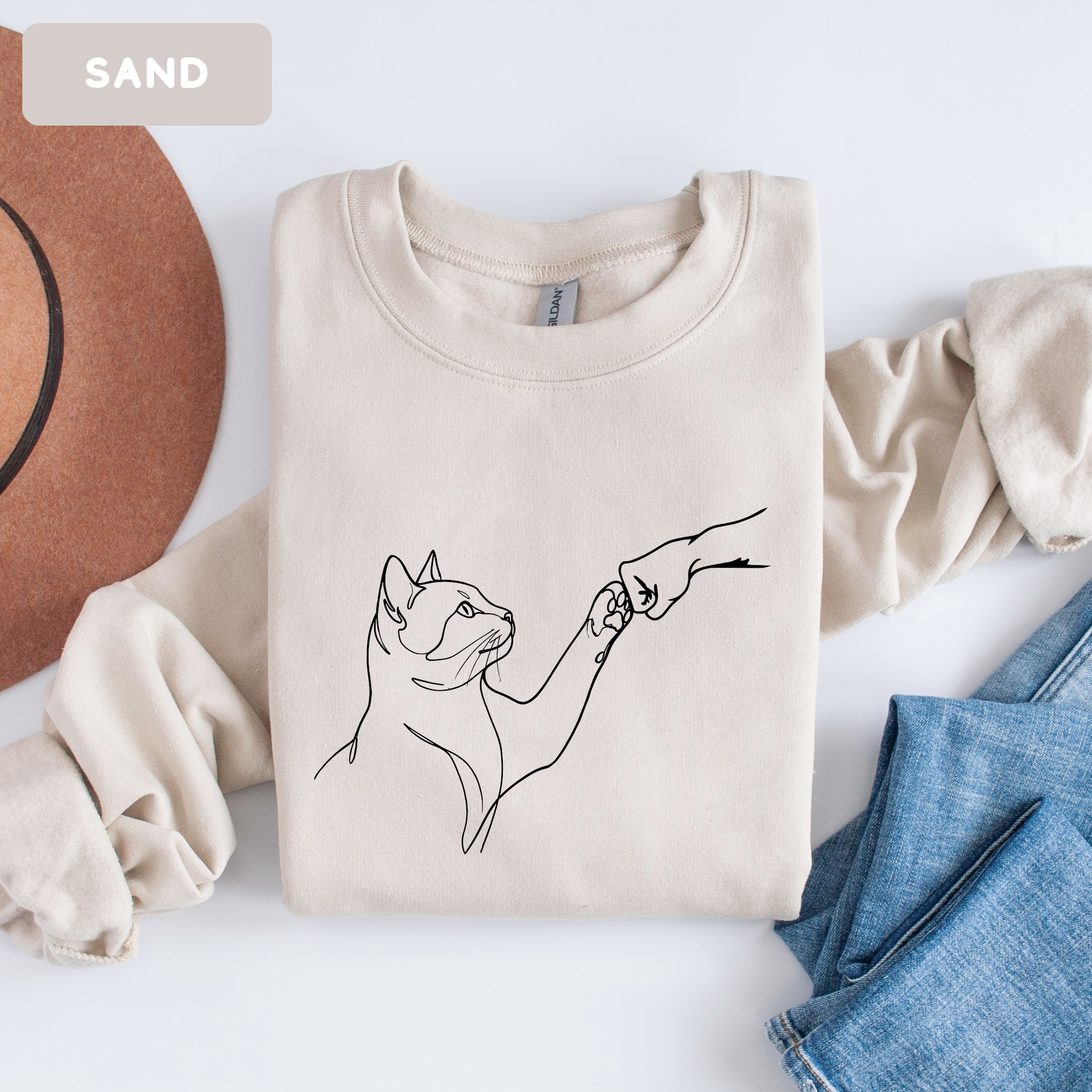 Minimalist Cat Line Art Sweatshirt – Cute Cat Lover Crewneck | Aesthetic Unisex Graphic Sweatshirt